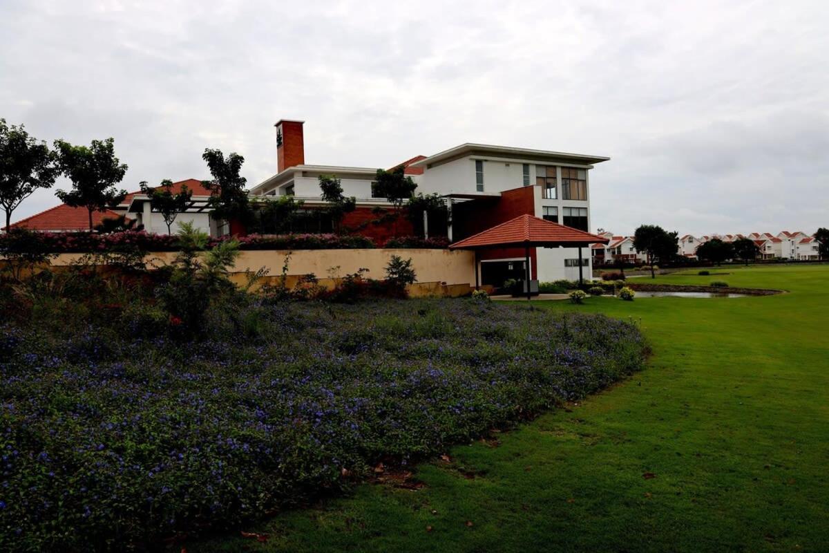 Welcome To Serenity-Luxury Villa At Prestige Augusta Golf Village Bangalore Exterior photo