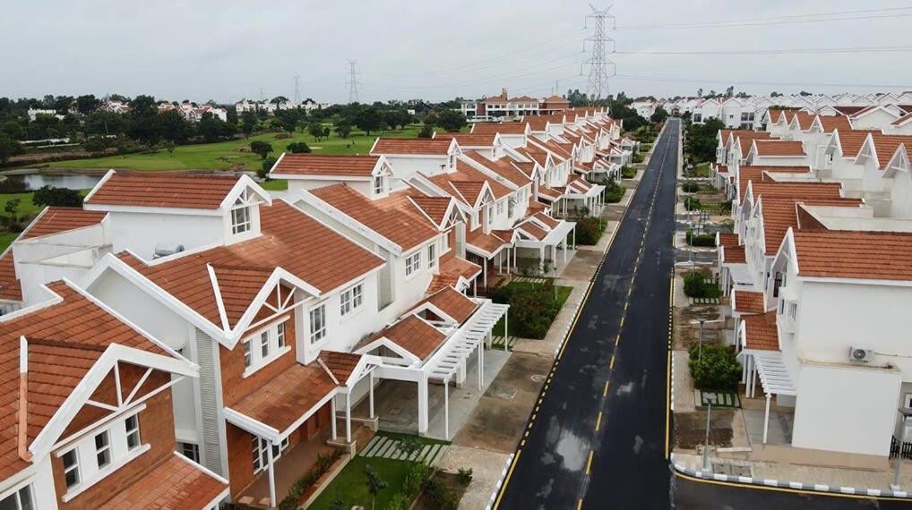 Welcome To Serenity-Luxury Villa At Prestige Augusta Golf Village Bangalore Exterior photo